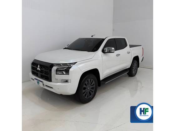 MITSUBISHI TRITON 2.4 BITURBO DIESEL CD HPE-S 4X4 AUTOMÁTICO MITSUBISHI TRITON 2.4 BITURBO DIESEL CD HPE-S 4X4 AUTOMÁTICO